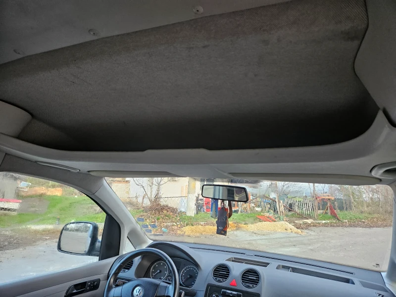 VW Caddy Life 1.9 TDi, снимка 14 - Автомобили и джипове - 52580342