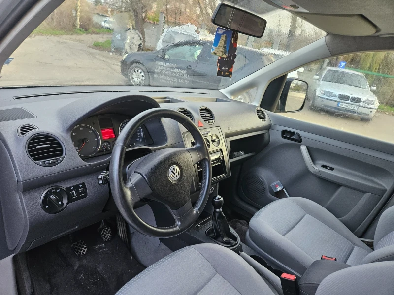 VW Caddy Life 1.9 TDi, снимка 7 - Автомобили и джипове - 52580342