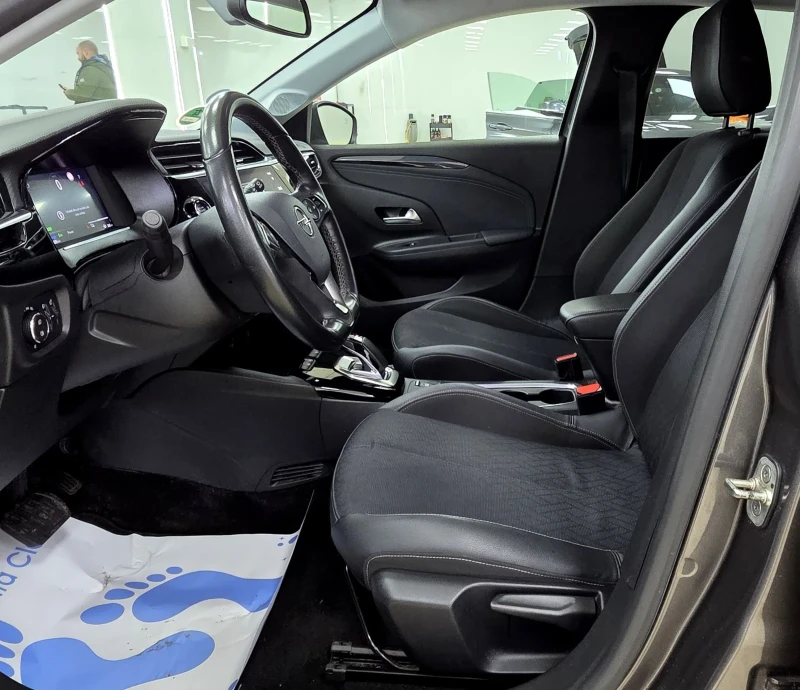 Opel Corsa e/GS Line/LED/Camera, снимка 9 - Автомобили и джипове - 52822604