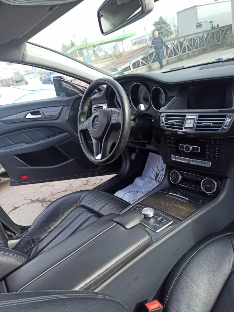 Mercedes-Benz CLS 350, снимка 10 - Автомобили и джипове - 53345184
