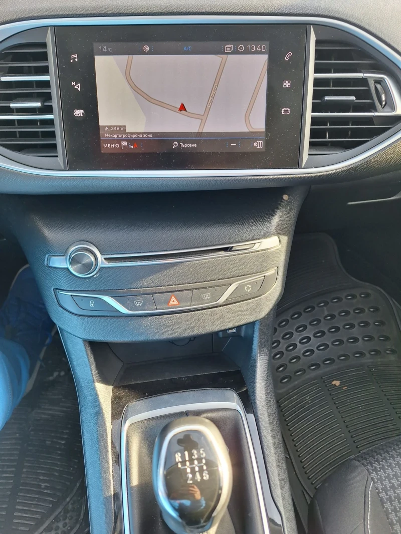 Peugeot 308 bluHDI 11 месец 2019г, снимка 10 - Автомобили и джипове - 53241310