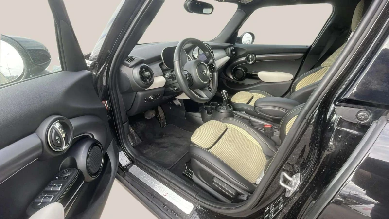 Mini Cooper s 2.0i, снимка 9 - Автомобили и джипове - 53258367