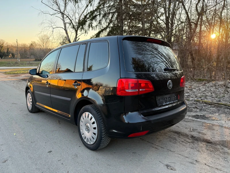 VW Touran 1.6tdi* ПОДГРЕВ, снимка 6 - Автомобили и джипове - 53537289