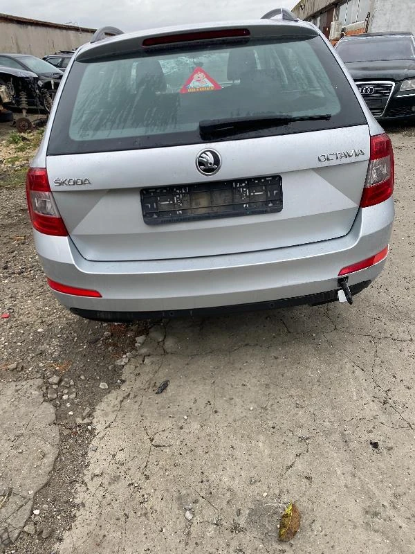 Skoda Octavia 2.0тди, снимка 13 - Автомобили и джипове - 40418275