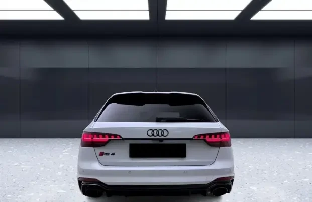 Audi Rs4 Avant Quattro = Black Optic Plus = Гаранция, снимка 3 - Автомобили и джипове - 53916226