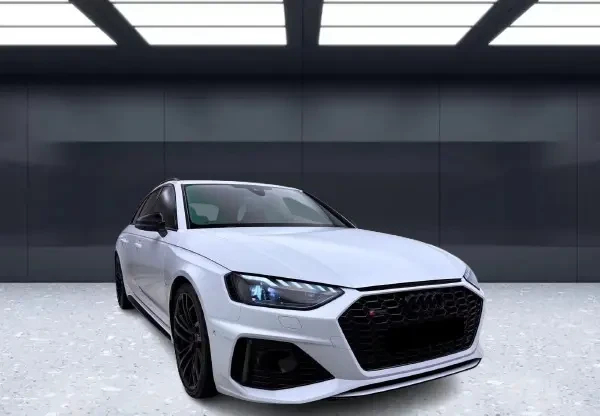 Audi Rs4 Avant Quattro = Black Optic Plus = Гаранция