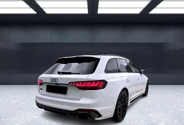 Audi Rs4 Avant Quattro = Black Optic Plus = Гаранция, снимка 4 - Автомобили и джипове - 53916226