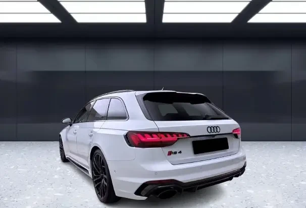 Audi Rs4 Avant Quattro = Black Optic Plus = Гаранция, снимка 2 - Автомобили и джипове - 53916226