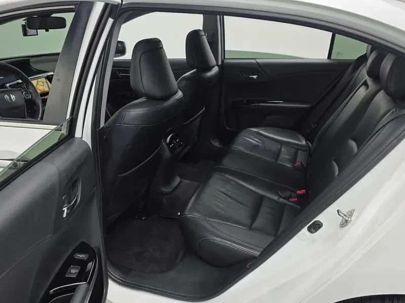 Honda Accord, снимка 11 - Автомобили и джипове - 56690511
