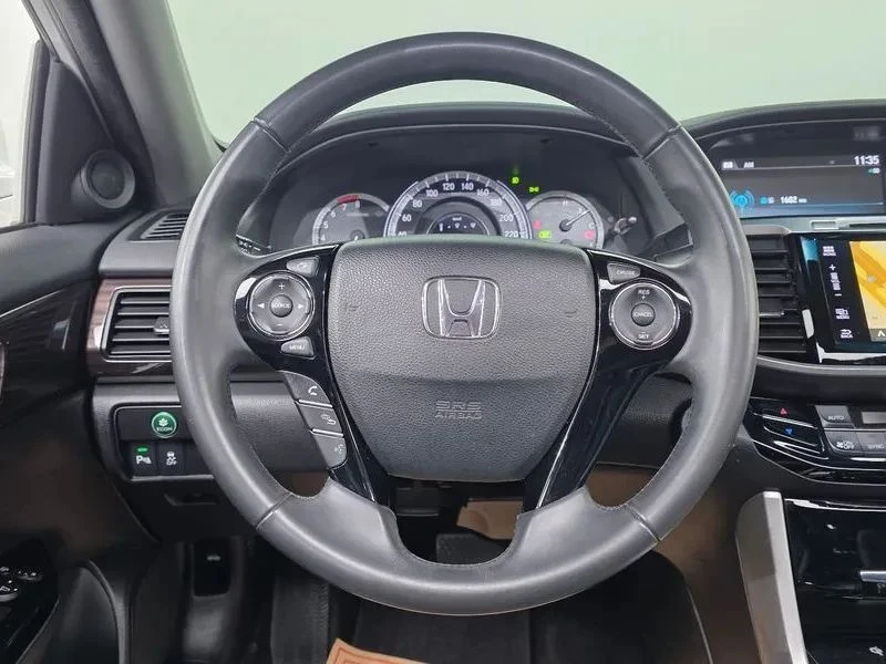 Honda Accord, снимка 14 - Автомобили и джипове - 56690511