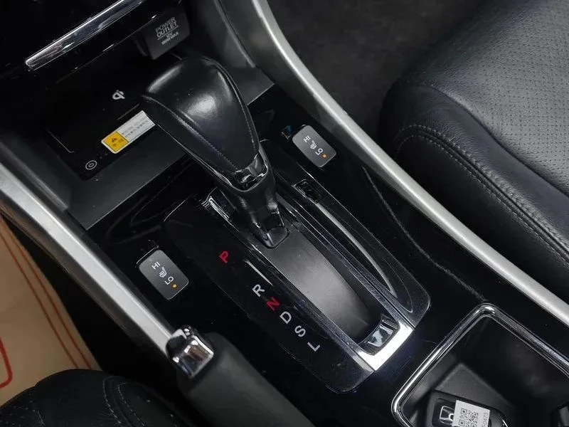 Honda Accord, снимка 9 - Автомобили и джипове - 56690511