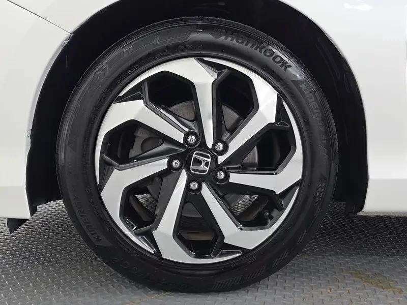 Honda Accord, снимка 5 - Автомобили и джипове - 56690511