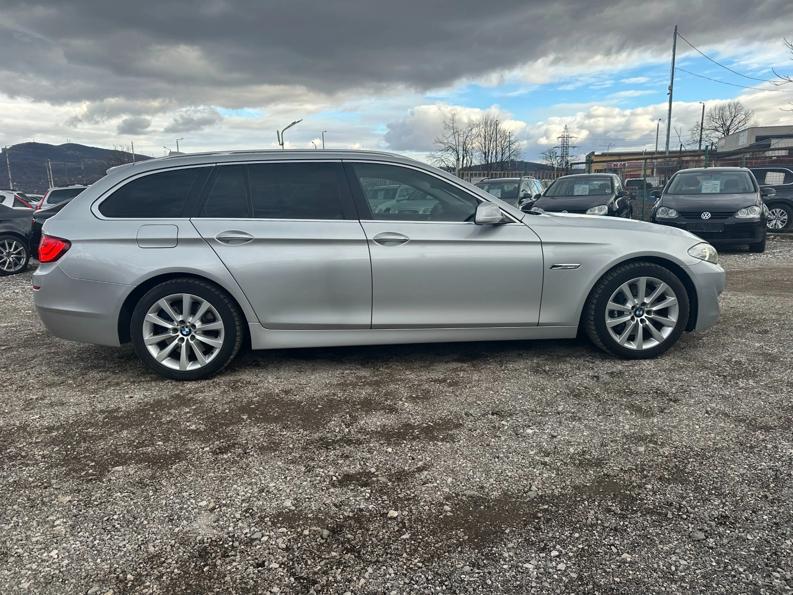 BMW 530 3, 0TD 258kc  4X4 PANORAMA - изображение 2