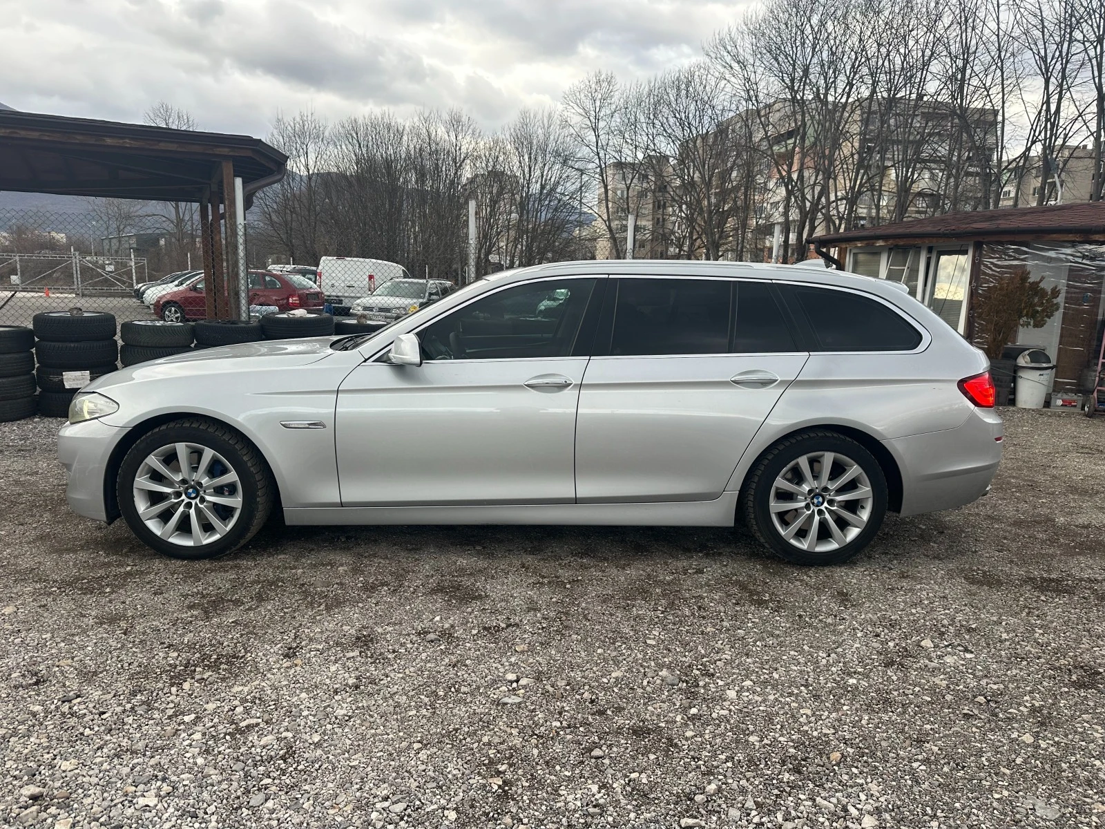 BMW 530 3, 0TD 258kc  4X4 PANORAMA - изображение 6