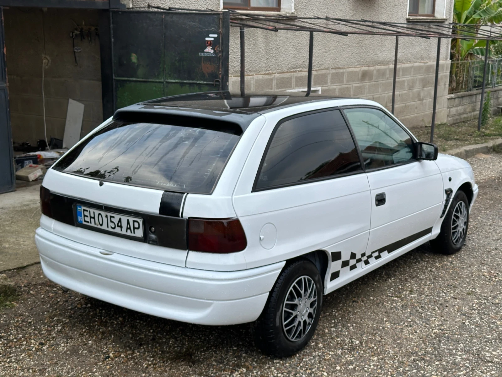 Opel Astra 1.4i - изображение 5
