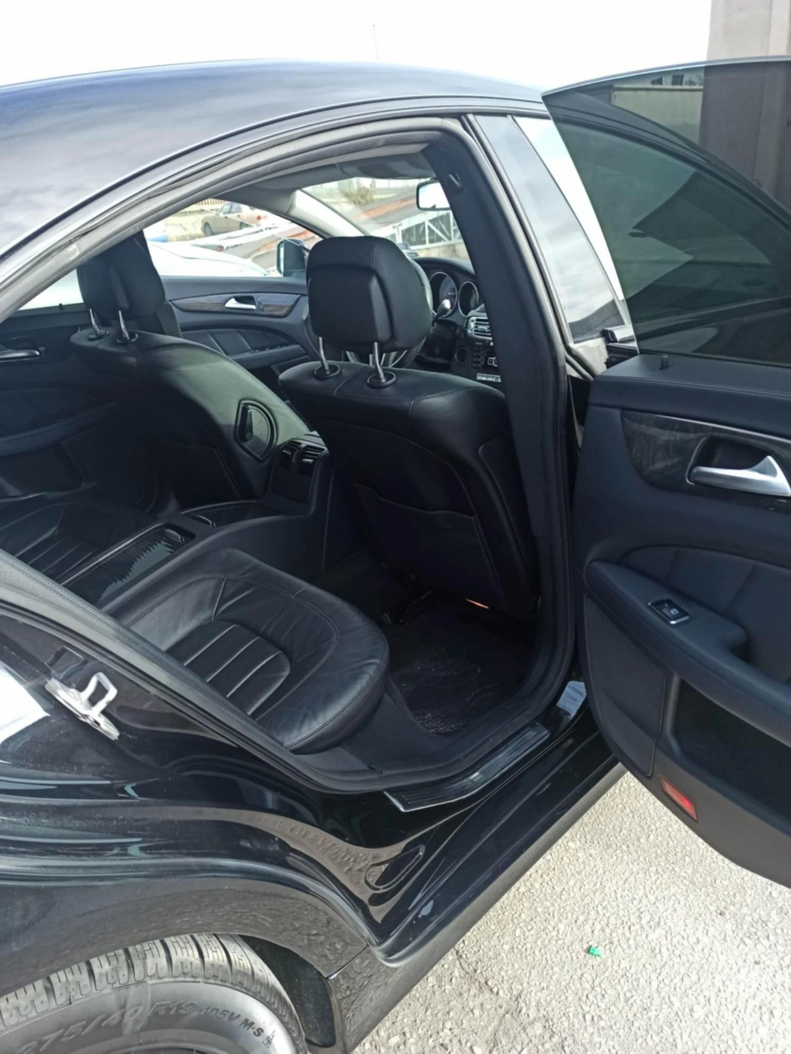 Mercedes-Benz CLS 350  - изображение 8
