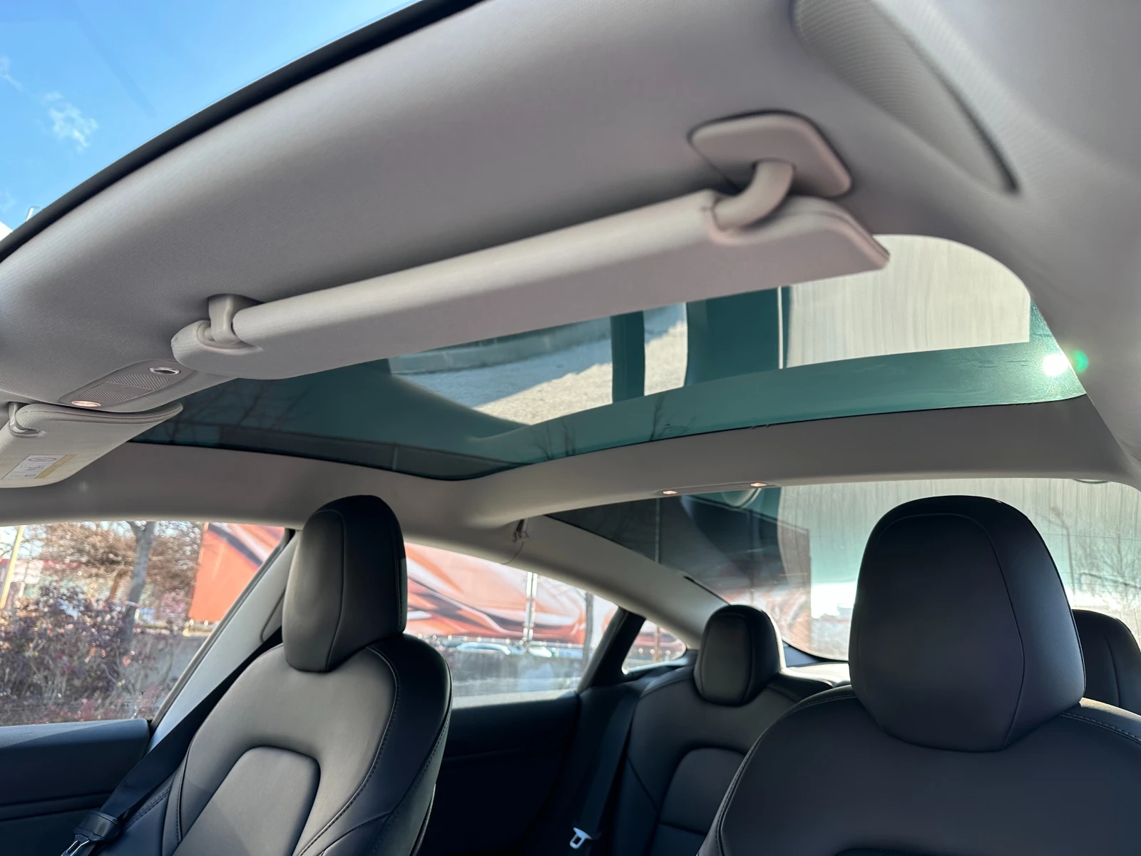 Tesla Model 3 Standart Range/���������/�������� | Mobile.bg � ����������� 13