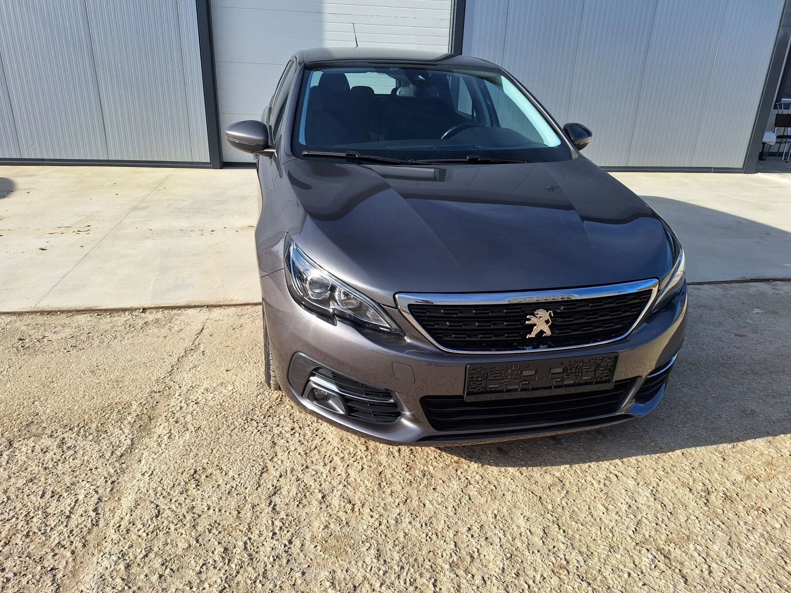 Peugeot 308 bluHDI 11 месец 2019г - изображение 4