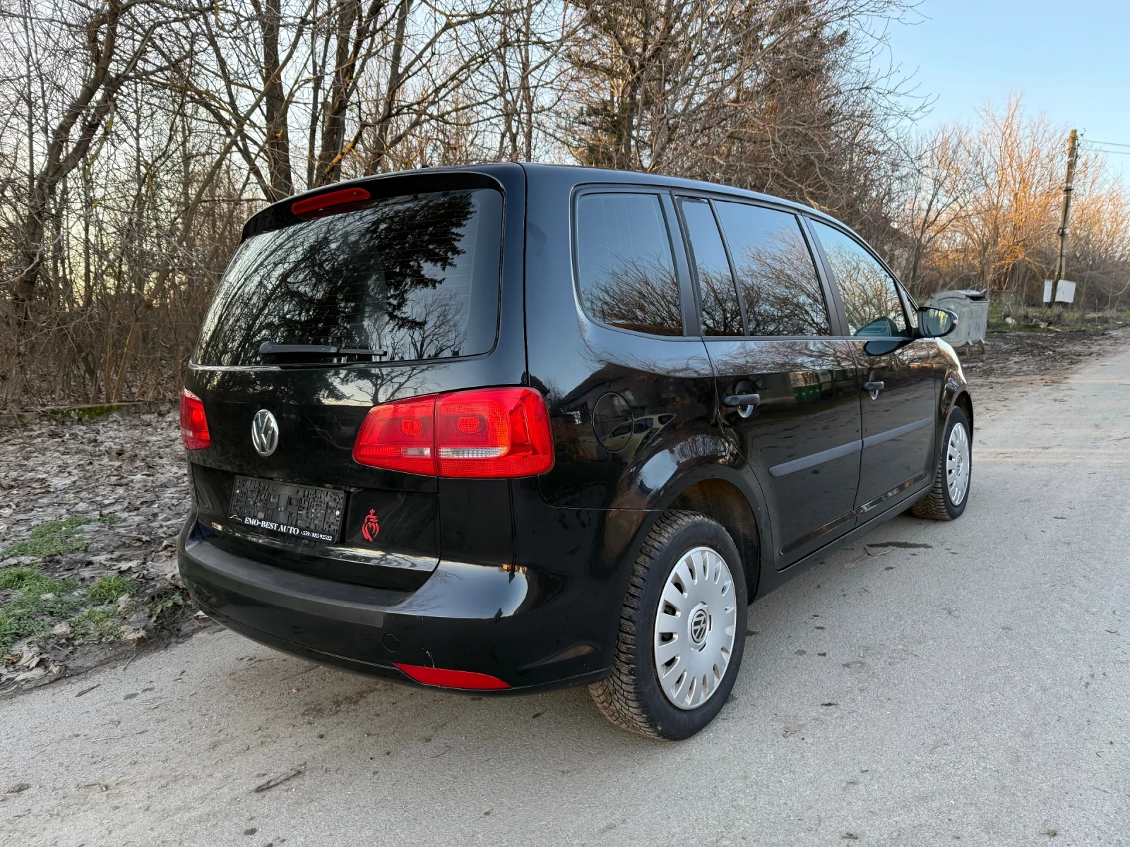 VW Touran 1.6tdi* ПОДГРЕВ - изображение 6