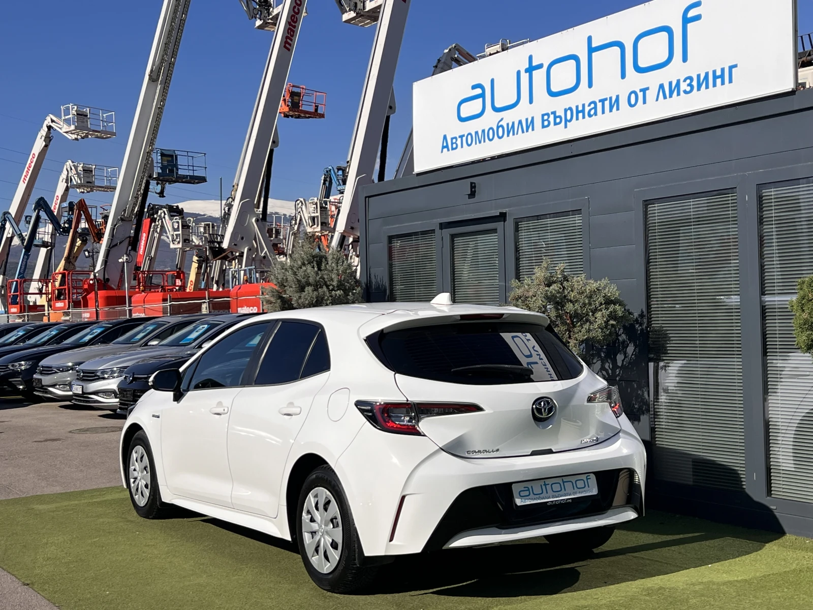 Toyota Corolla СOMFORT/1.8 HYBRID/122k.c./e-CVT, снимка 3 - Автомобили и джипове - 54113220