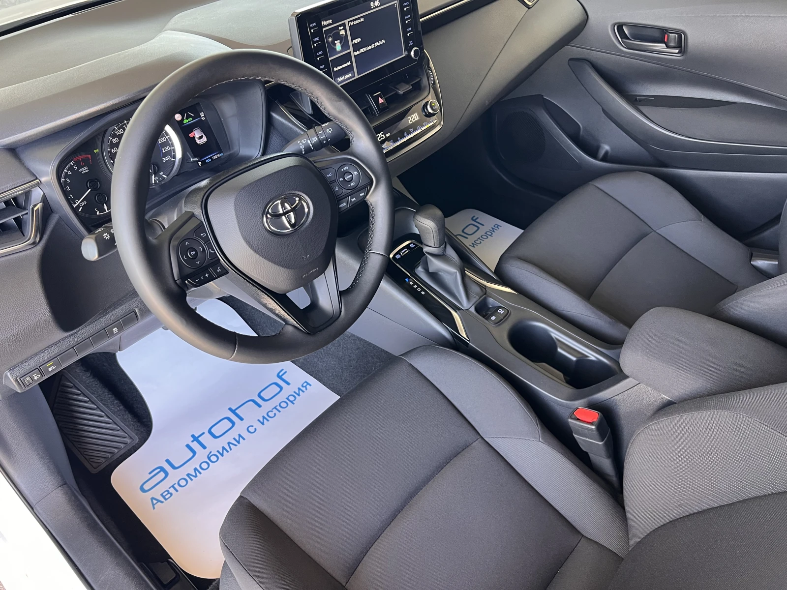 Toyota Corolla СOMFORT/1.8 HYBRID/122k.c./e-CVT, снимка 7 - Автомобили и джипове - 54113220