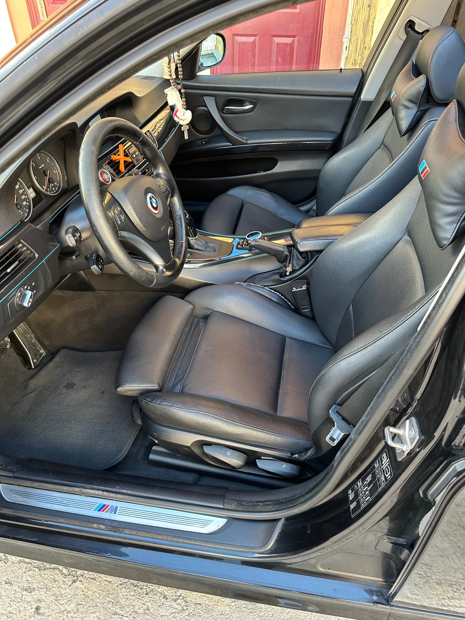 BMW 318 1.8, снимка 6 - Автомобили и джипове - 54146191