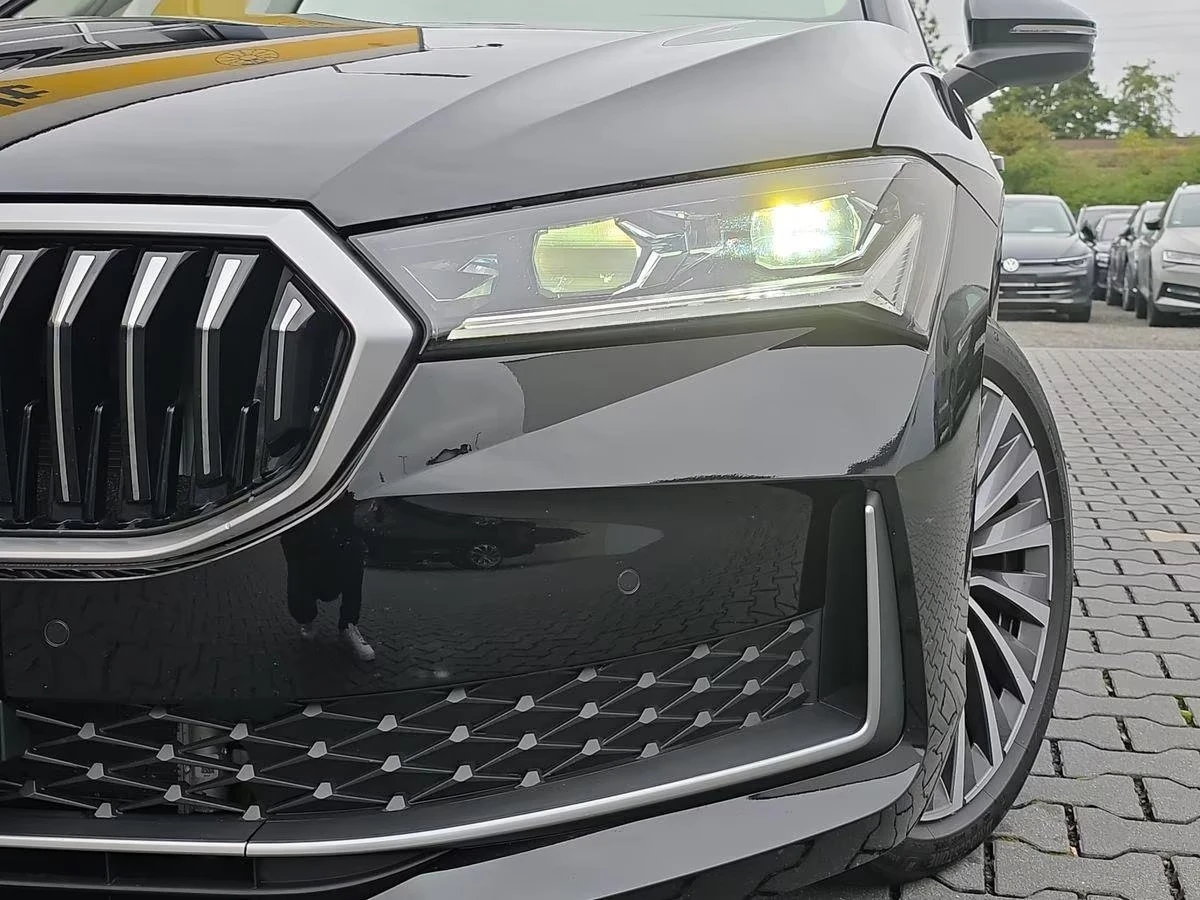 Skoda Superb 2.0 TDI 4x4 L&K CANTON CAMERA MATRIX, снимка 3 - Автомобили и джипове - 54269648