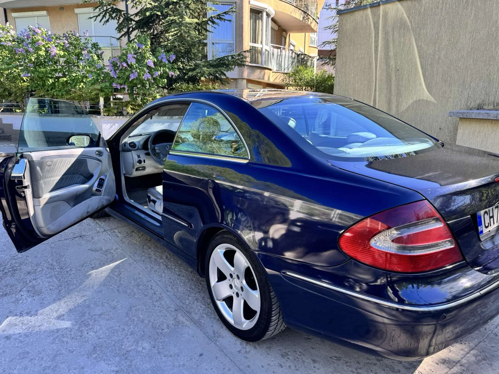 Mercedes-Benz CLK, снимка 2 - Автомобили и джипове - 54593335