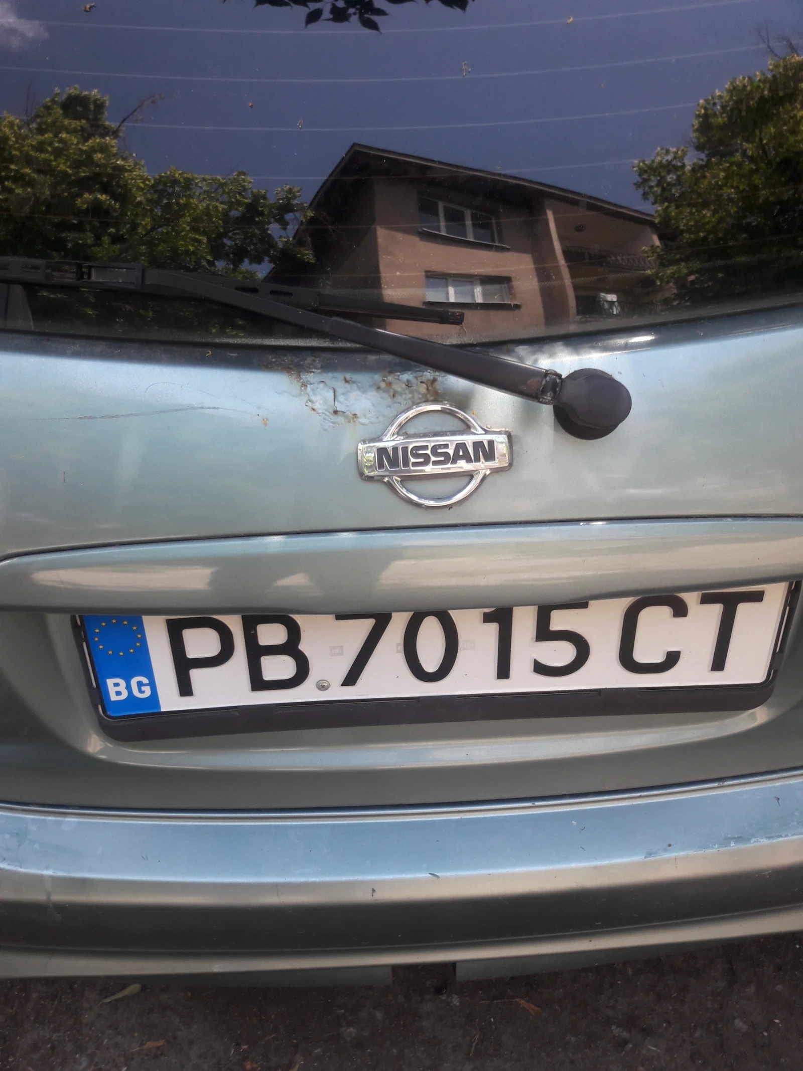 Nissan Almera 1.5 бензин, снимка 9 - Автомобили и джипове - 54734638