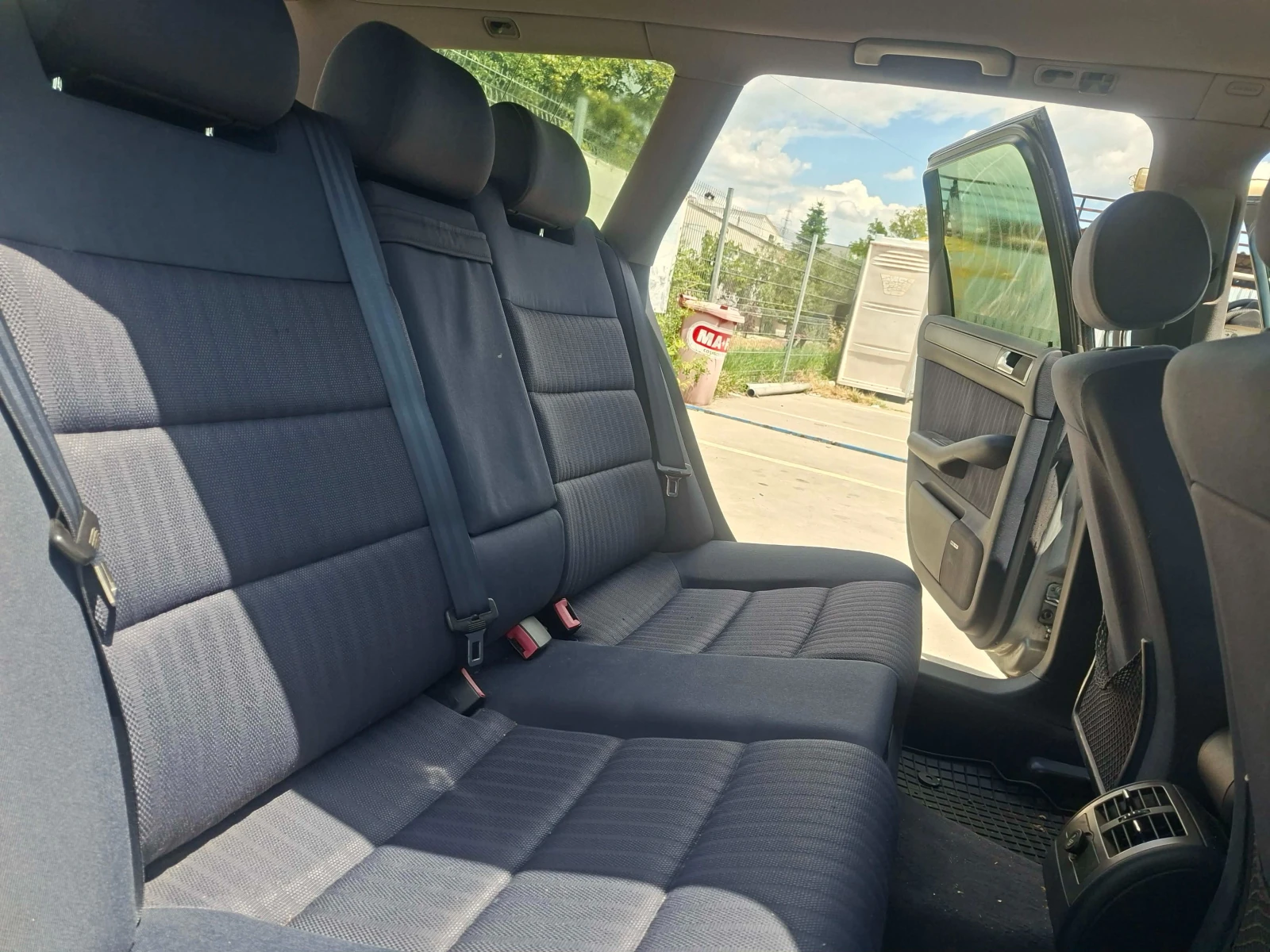 Audi A6 2.4i LPG Quattro, снимка 10 - Автомобили и джипове - 55682871