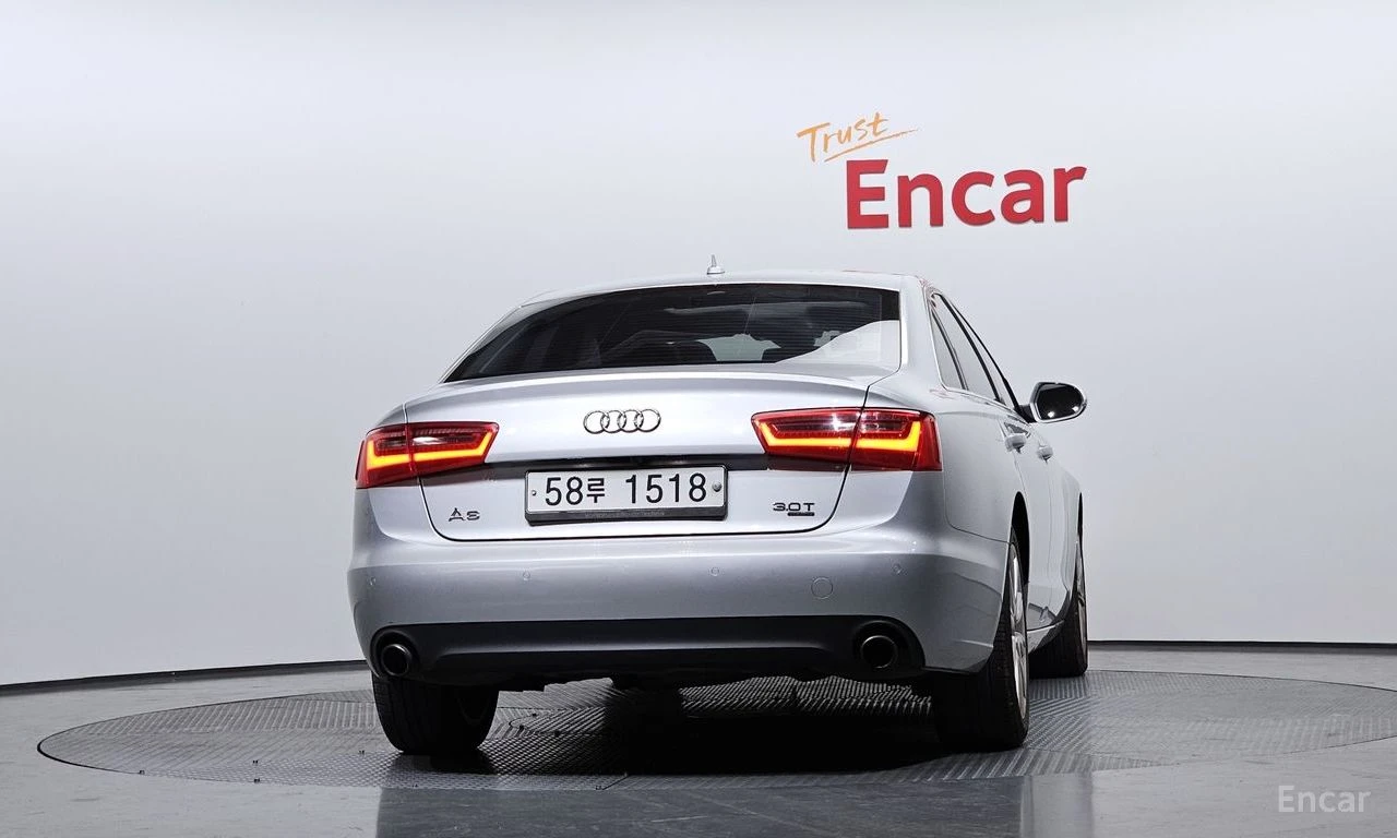 Audi A6 3.0 TFSI QUATTRO* DISTRONIC* ПОДГРЕВ* ШИБИДАХ*  , снимка 4 - Автомобили и джипове - 54749280
