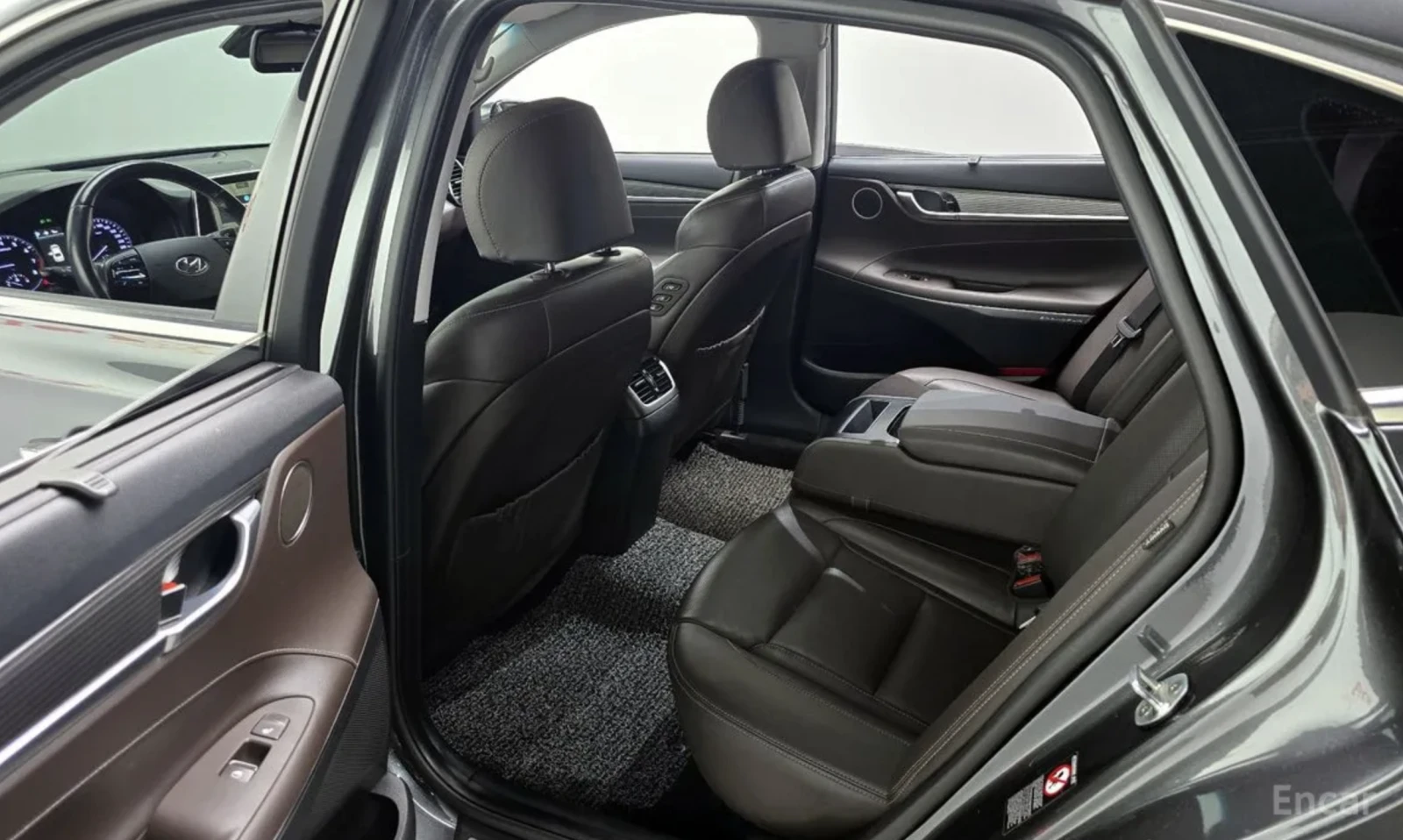 Hyundai Grandeur Exclusive Special / 360 КАМЕРИ / ОБДУХ / ШИБИДАХ/ , снимка 11 - Автомобили и джипове - 54824382