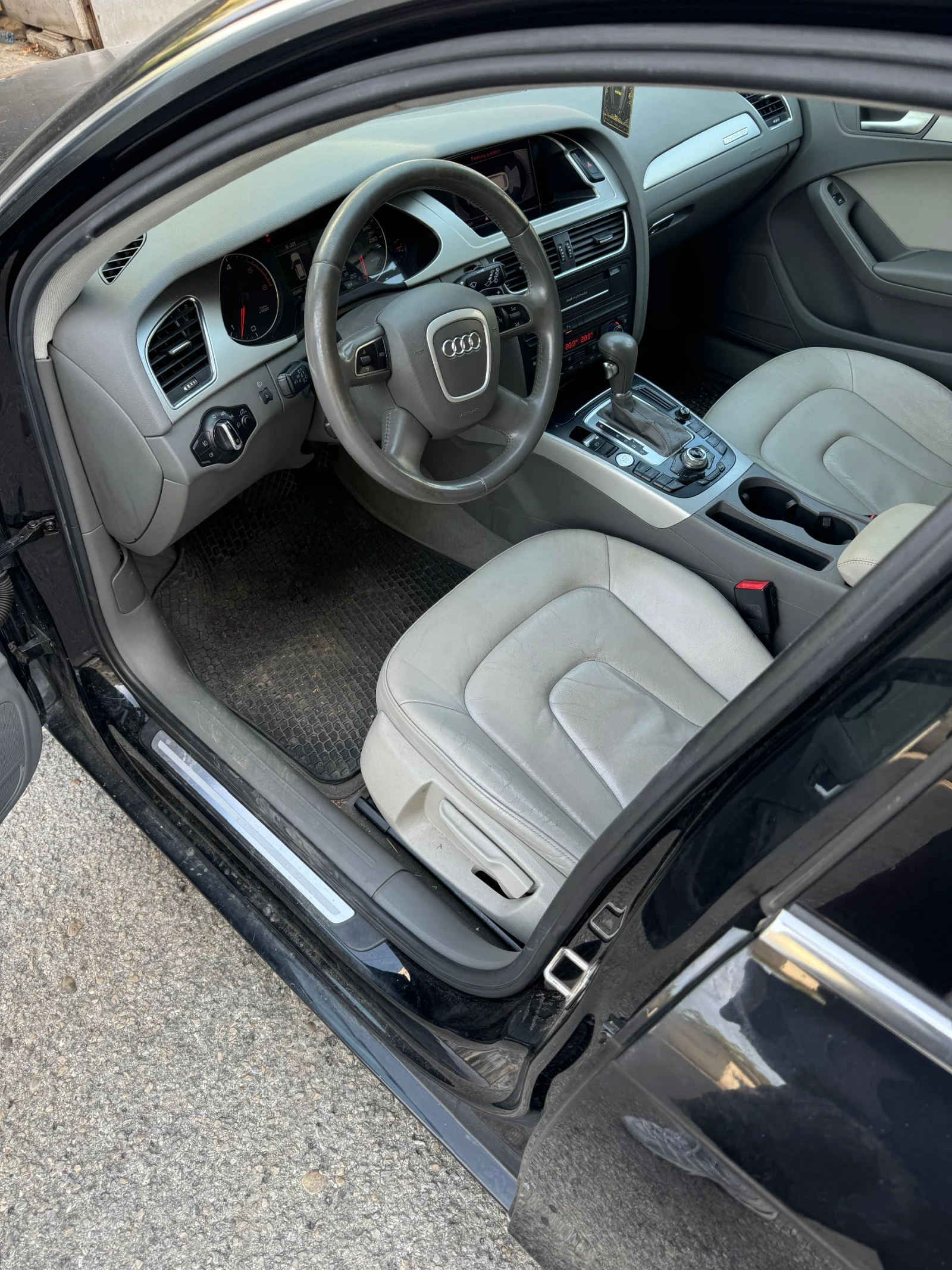 Audi A4, снимка 2 - Автомобили и джипове - 54983327