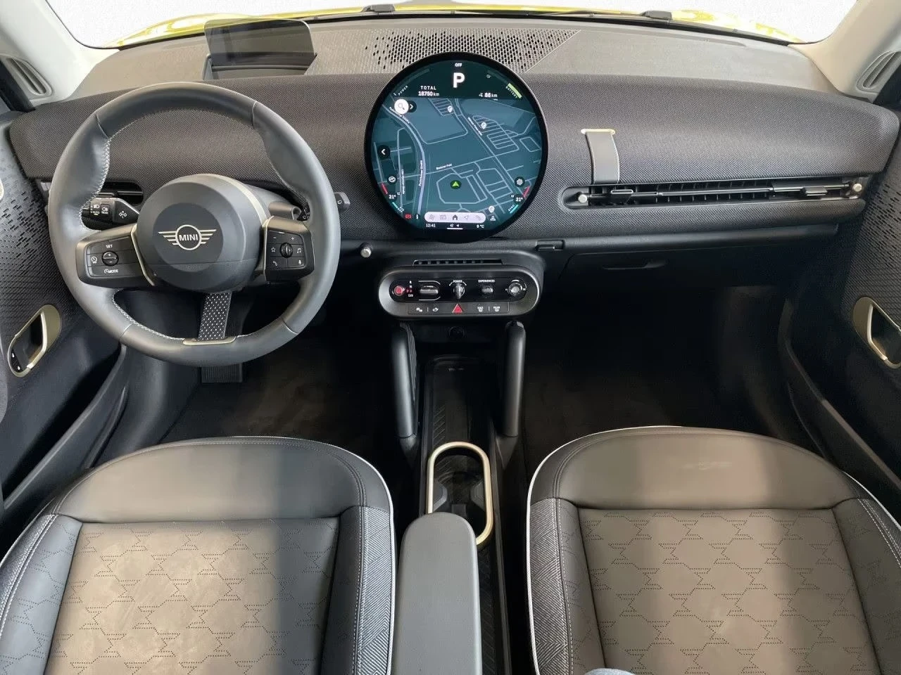 Mini Cooper E Trim L Pano Hud 360 Harman Kardon, снимка 7 - Автомобили и джипове - 55230862