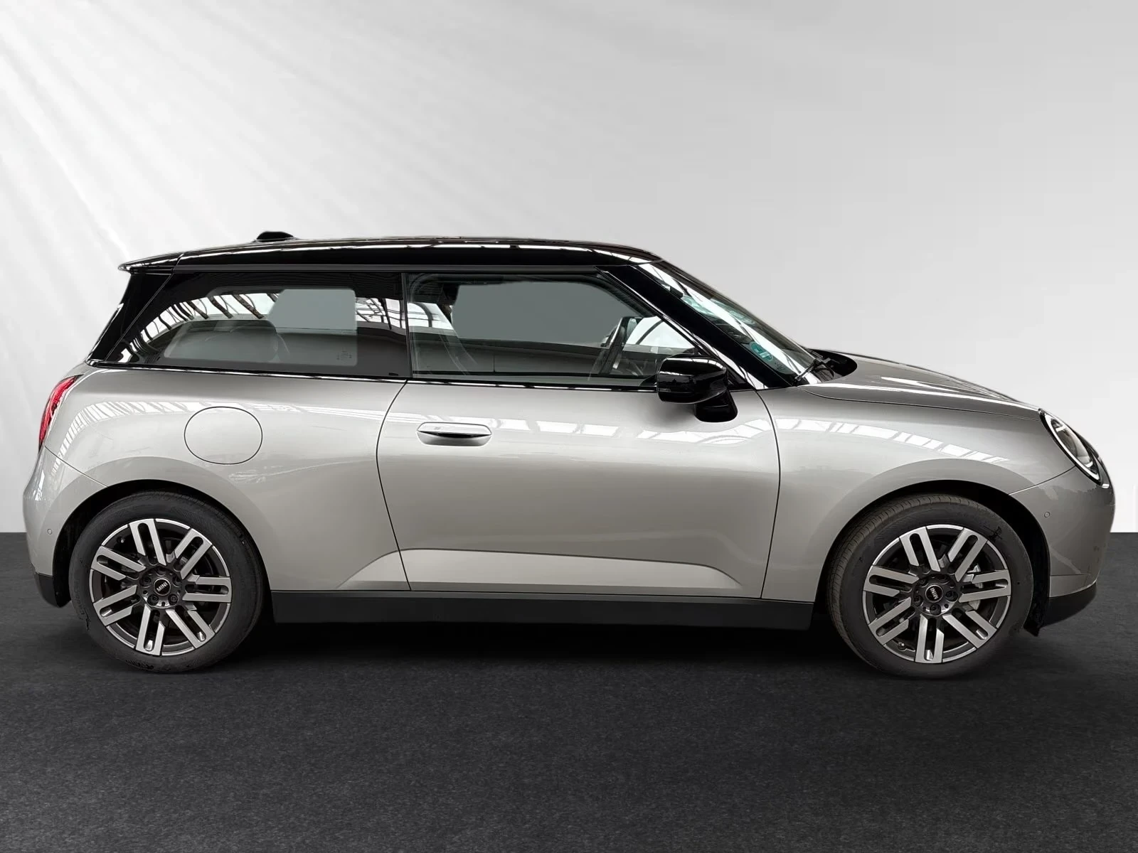 Mini Cooper E Trim M , снимка 2 - Автомобили и джипове - 56278027