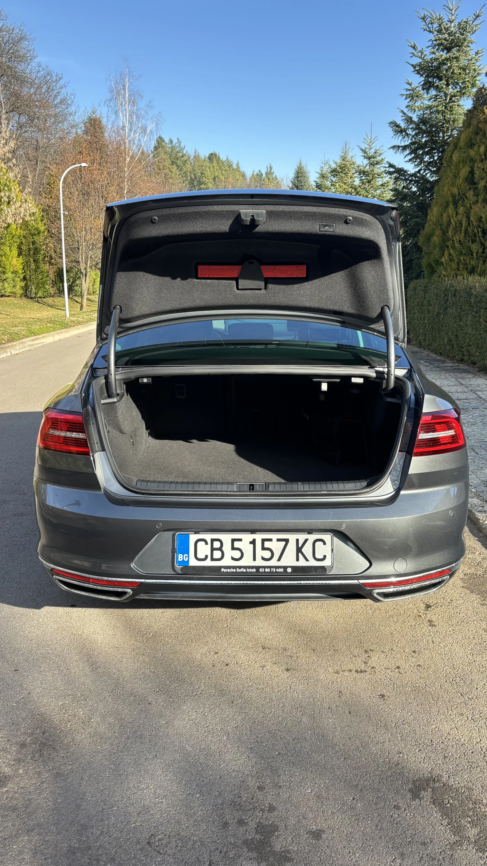 VW Passat 1.4 TSI Plug in Hybrid, снимка 6 - Автомобили и джипове - 55248163