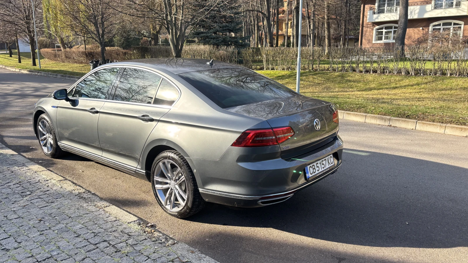 VW Passat 1.4 TSI Plug in Hybrid, снимка 4 - Автомобили и джипове - 55248163