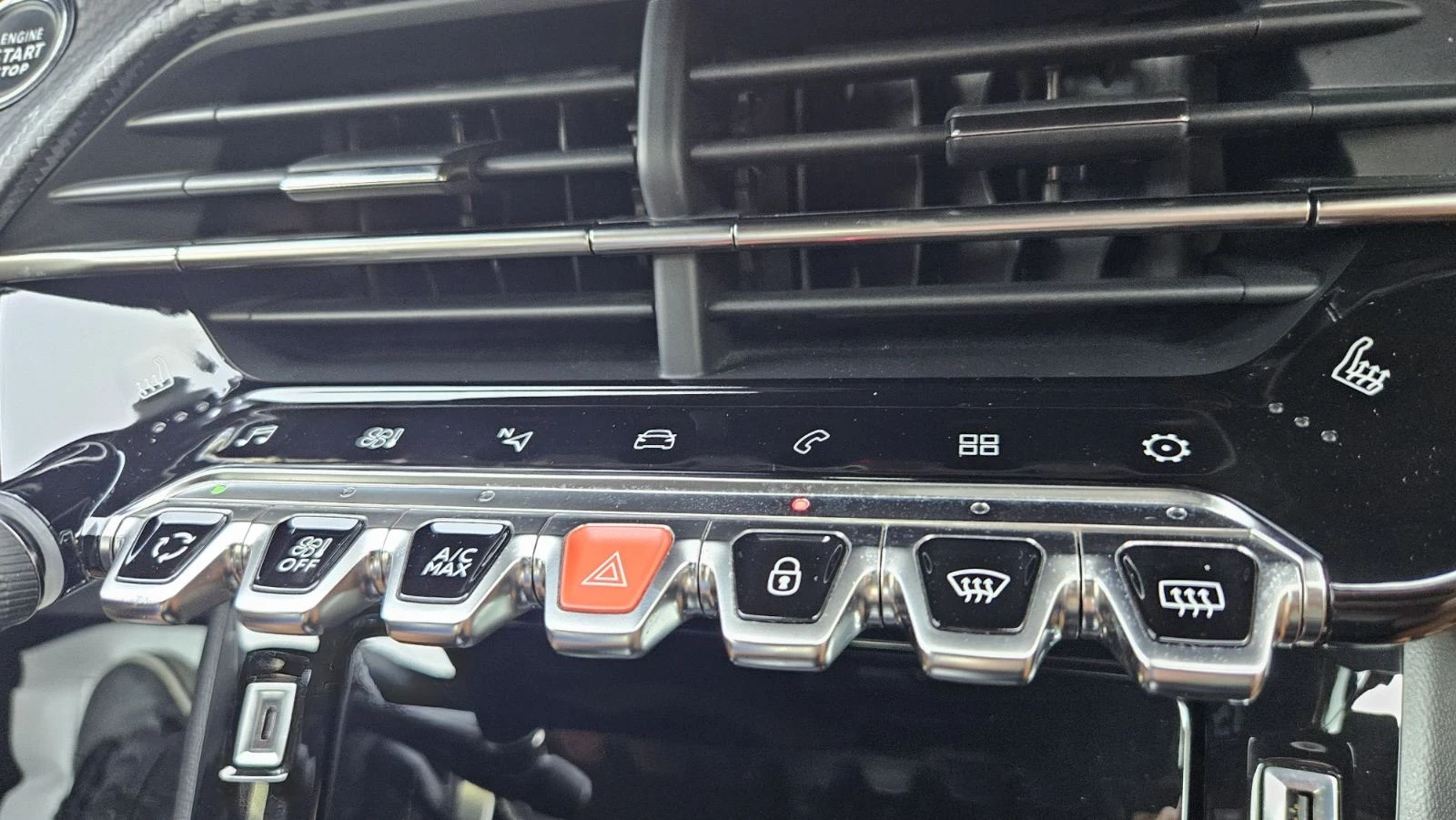 Peugeot 208 GT-Line 131hp панорама , снимка 12 - Автомобили и джипове - 55341813