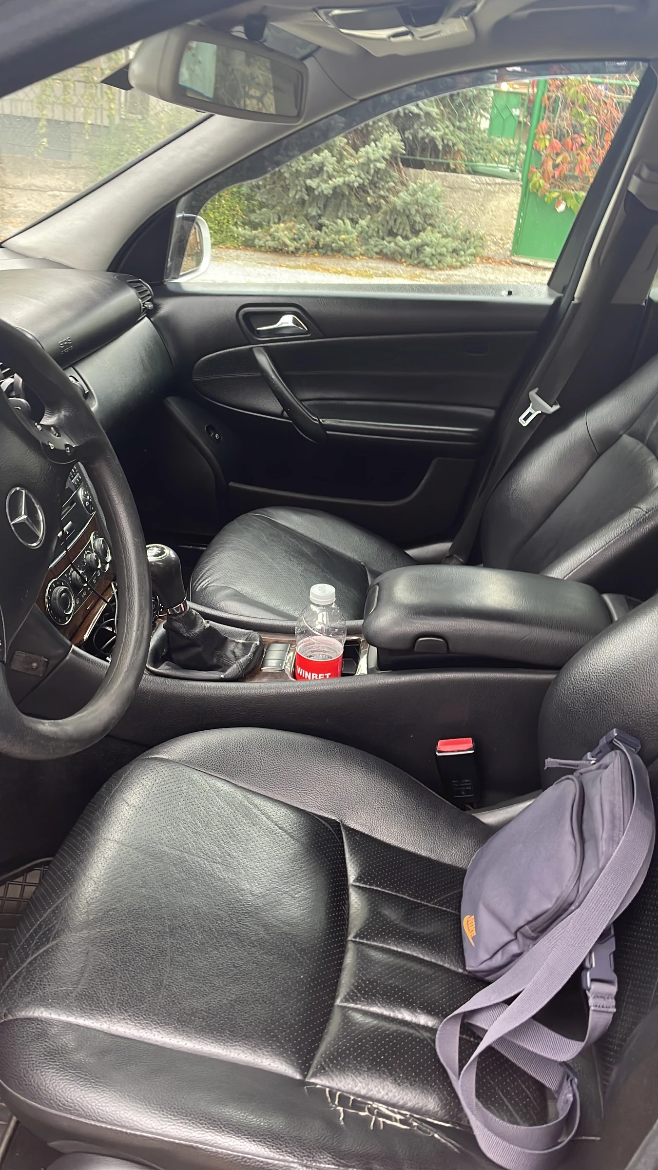 Mercedes-Benz C 200, снимка 9 - Автомобили и джипове - 55404402