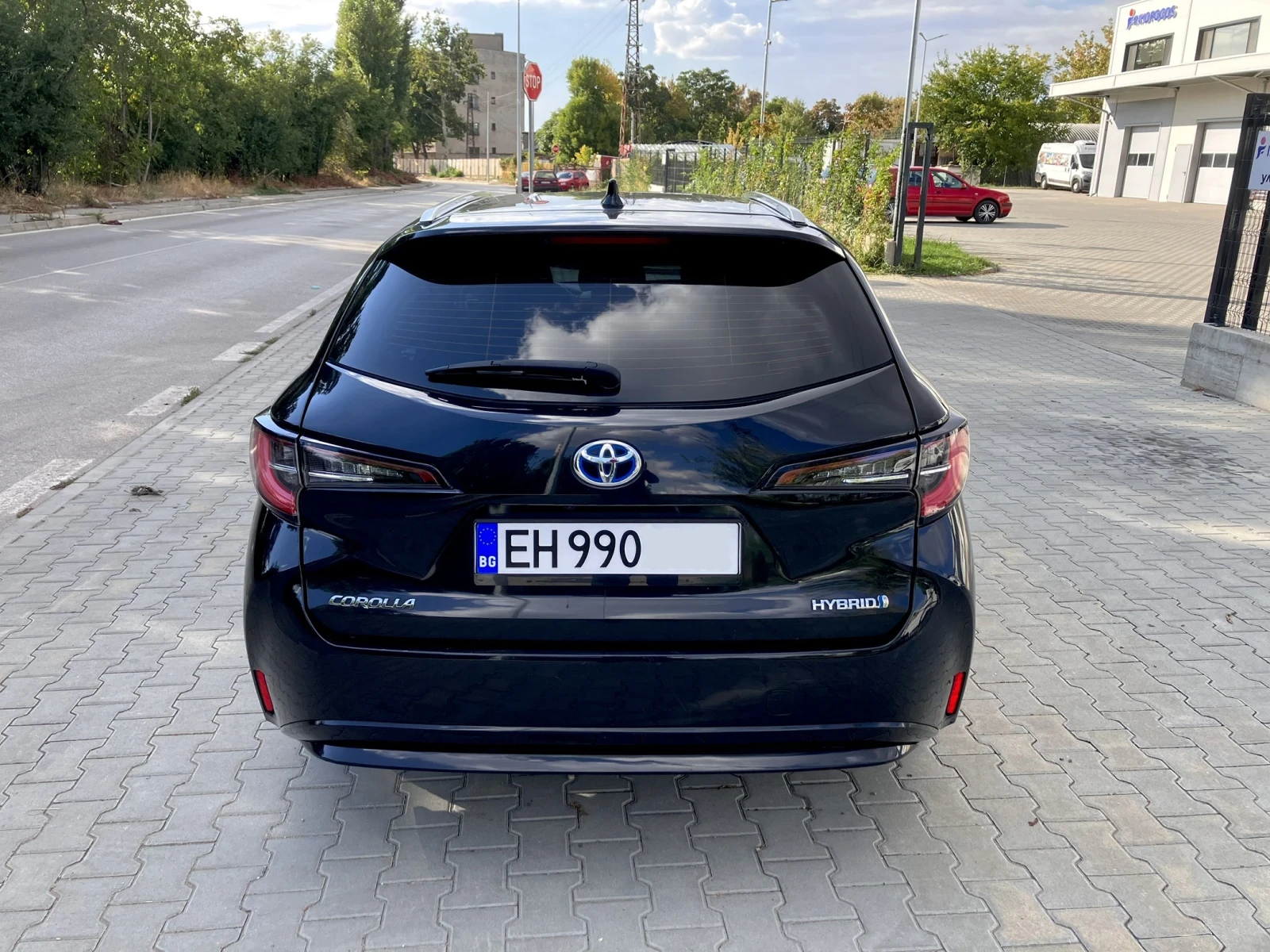 Toyota Corolla Touring Sport 1.8 Hybrid Гаранция, снимка 5 - Автомобили и джипове - 55499806