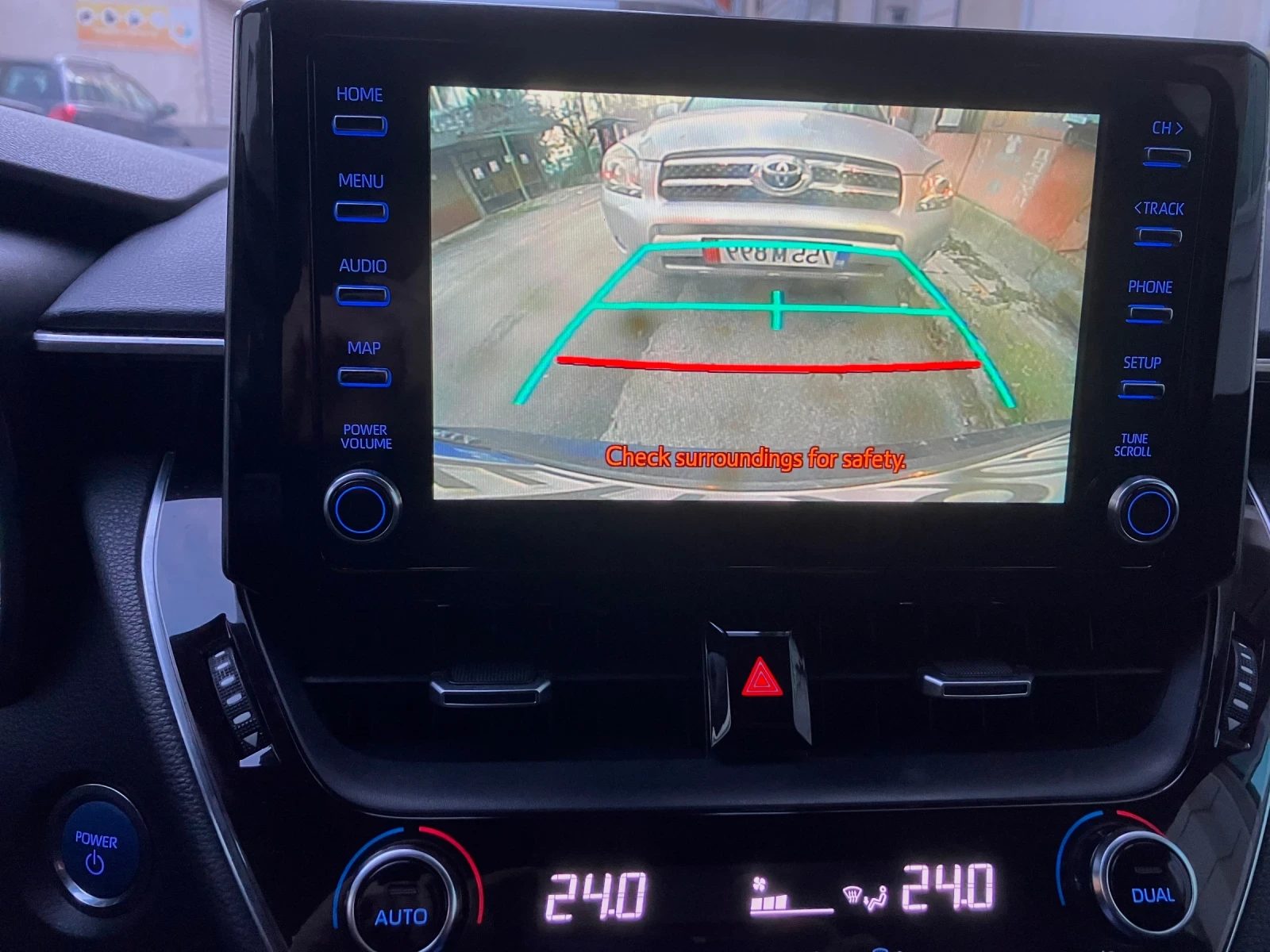 Toyota Corolla Touring Sport 1.8 Hybrid Гаранция, снимка 14 - Автомобили и джипове - 55499806