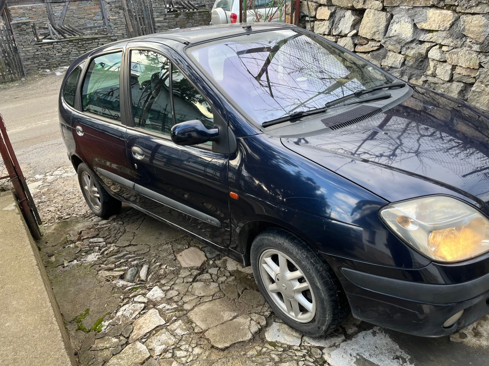 Renault Scenic, снимка 2 - Автомобили и джипове - 55673383