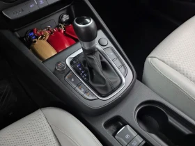 Hyundai Kona Gasoline 2.0 2Wd Modern, снимка 9