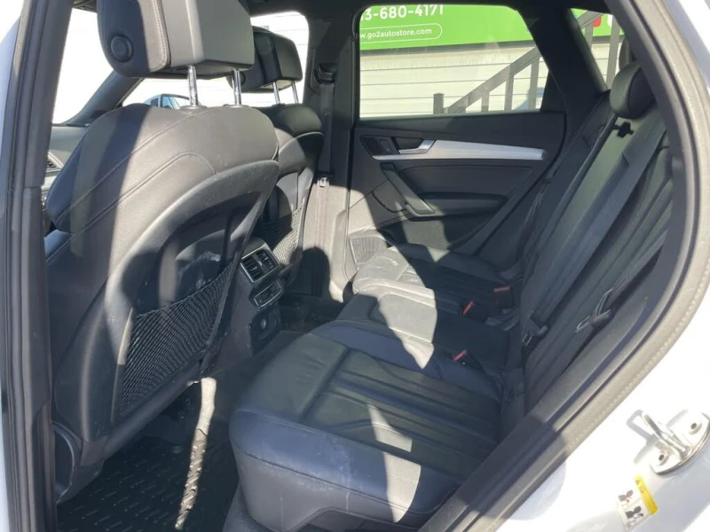 Audi Q5 2.0 TFSI quattro Technik АвтоКредит  (ЦЕНА ДО БГ), снимка 8 - Автомобили и джипове - 53598963