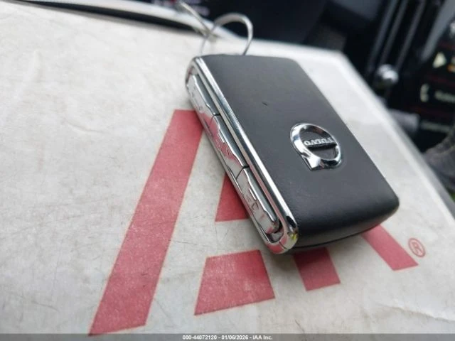 Volvo XC40 T5 R-DESIGN AWD | Mobile.bg � ����������� 14