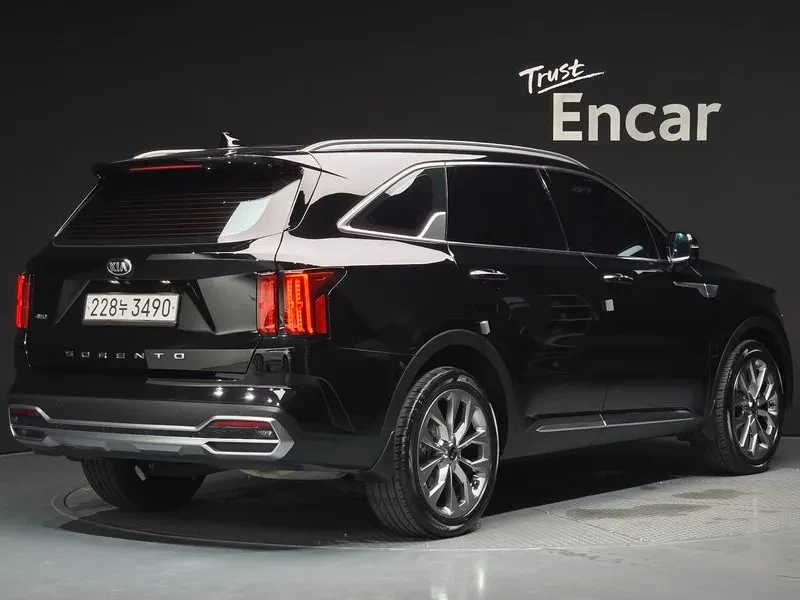 Kia Sorento Diesel 2.2 4Wd Prestige, снимка 2 - Автомобили и джипове - 55749449