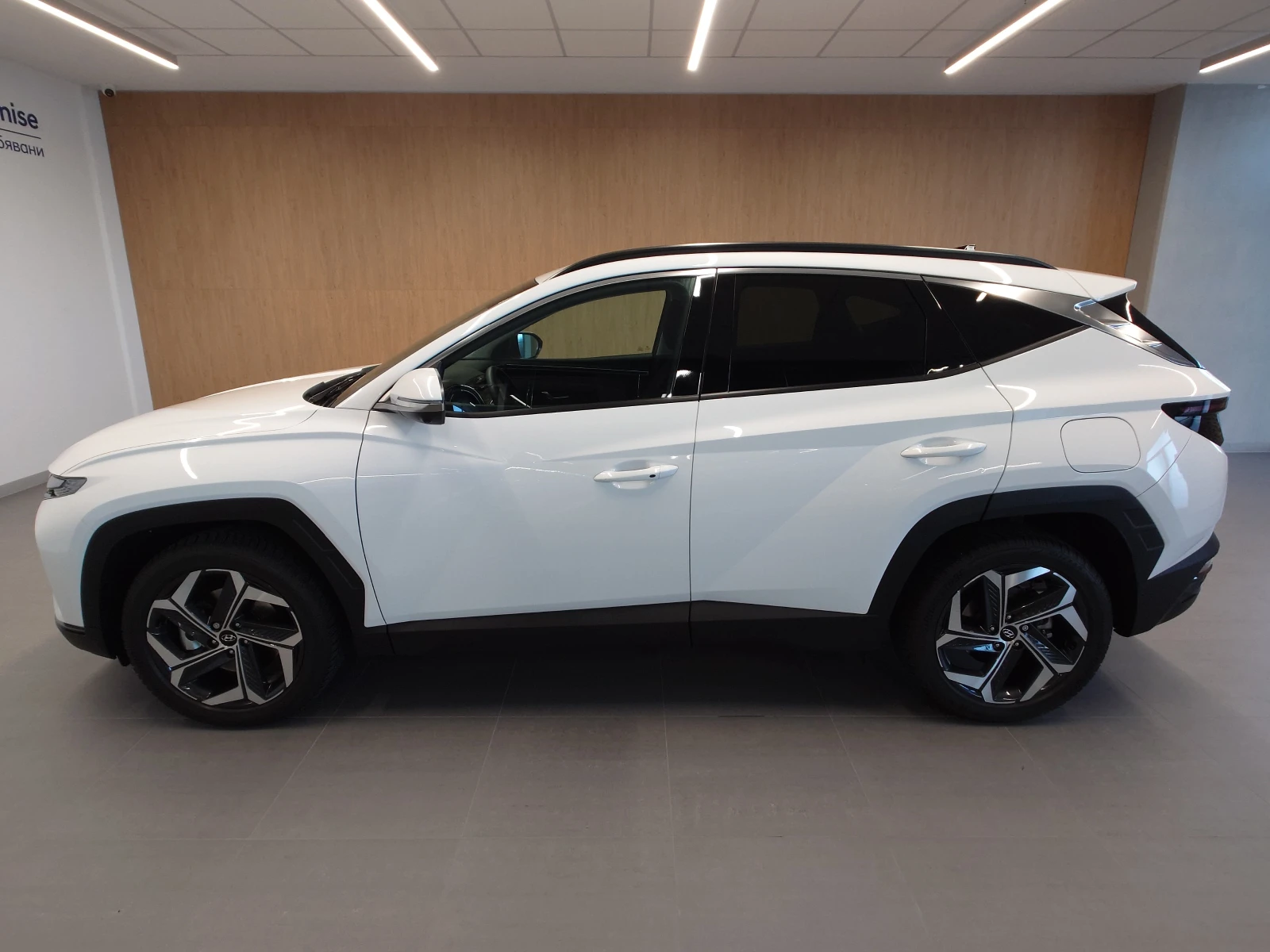 Hyundai Tucson EXCLUSIVE Plug-in Hybrid AWD - изображение 2