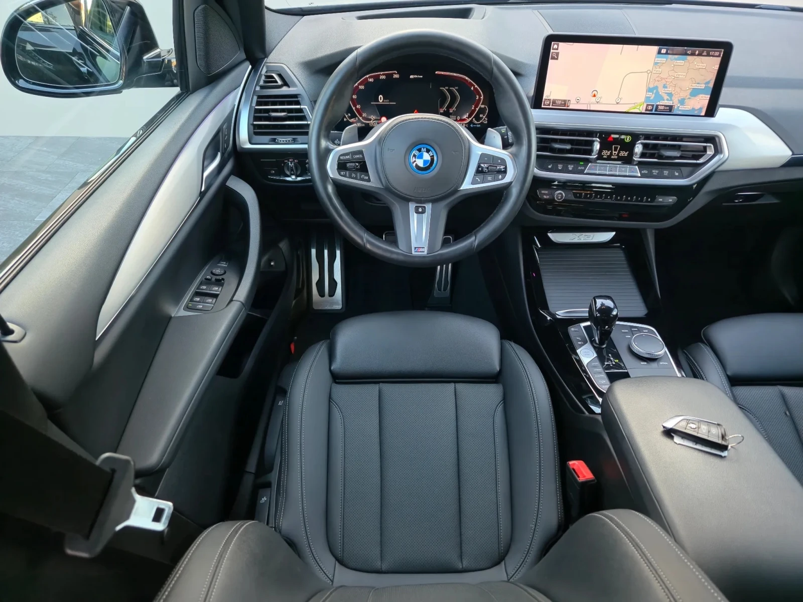 BMW X3 xDrive30e M Pack - изображение 6