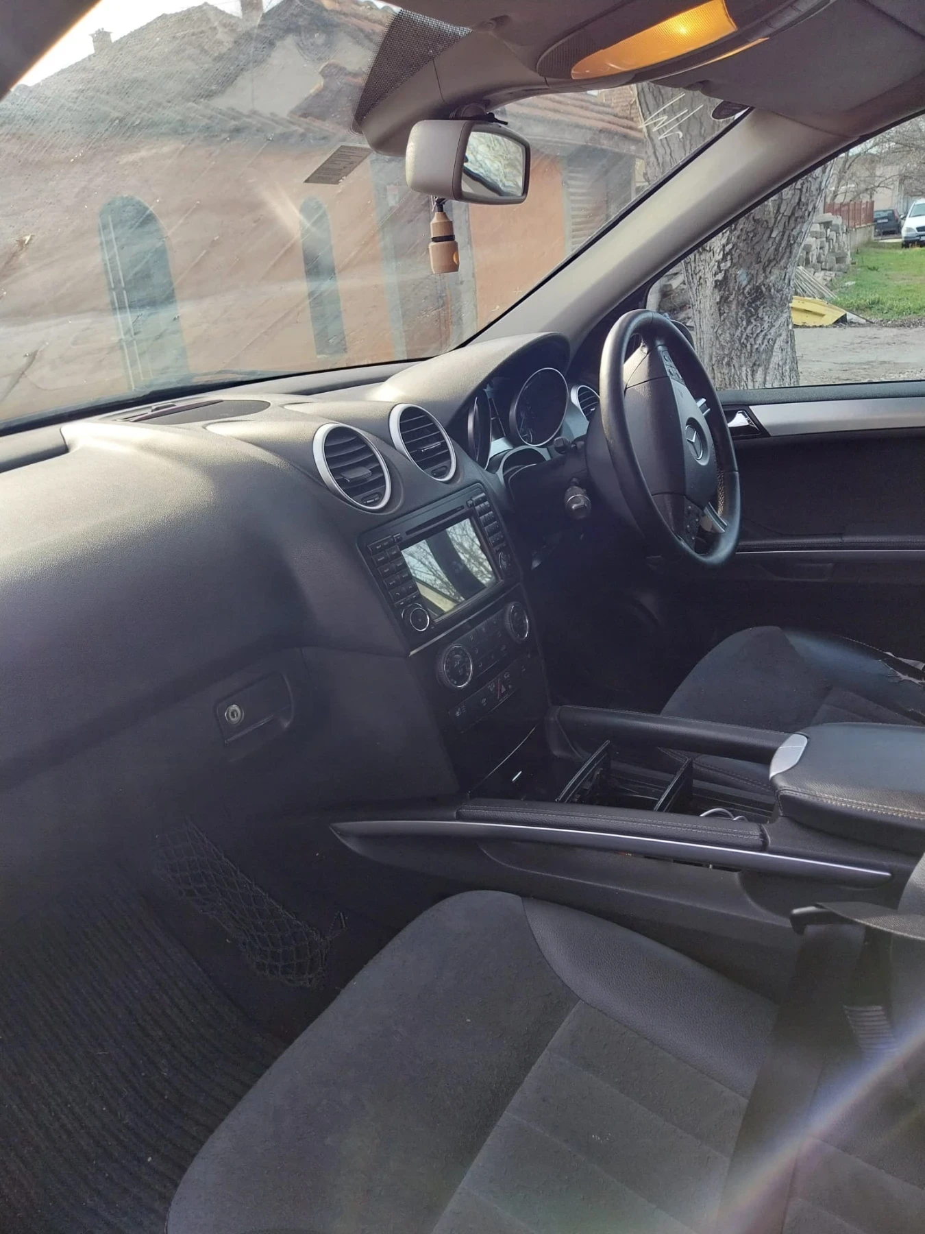 Mercedes-Benz ML 320, снимка 7 - Автомобили и джипове - 53828087