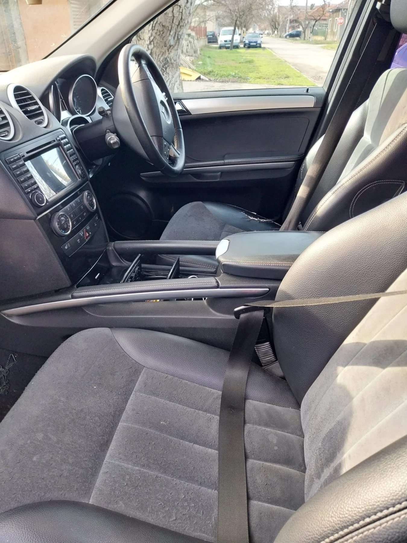 Mercedes-Benz ML 320, снимка 8 - Автомобили и джипове - 53828087